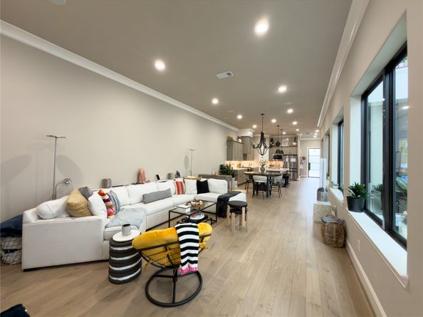 2437 Prairie Hollow Lane, Houston TX 77077