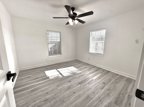 7507 Arnim Street, Houston TX 77087