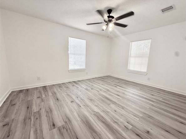 7507 Arnim Street, Houston TX 77087