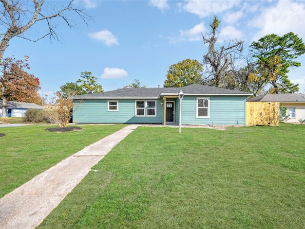 7422 Wiley Road, Houston TX 77016