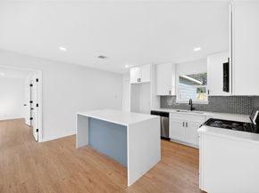 7422 Wiley Road, Houston TX 77016