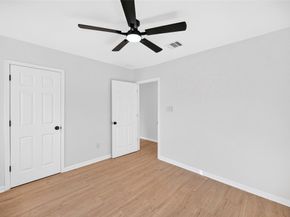 7422 Wiley Road, Houston TX 77016