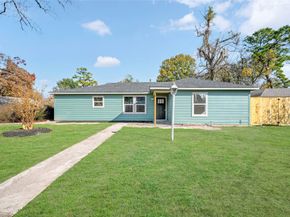 7422 Wiley Road, Houston TX 77016