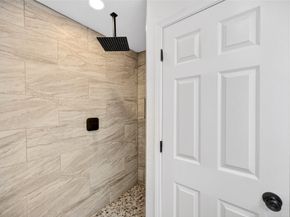 7422 Wiley Road, Houston TX 77016