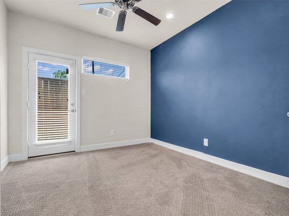 144 Knightsbridge Park Lane, Houston TX 77018