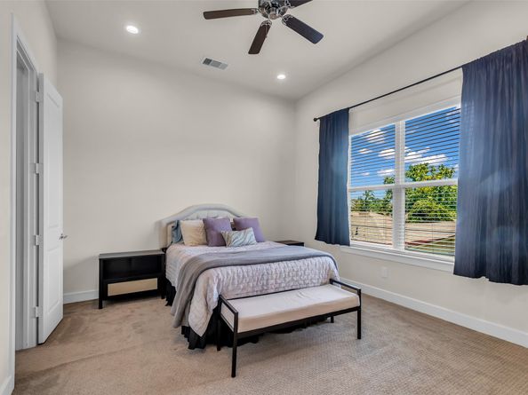 144 Knightsbridge Park Lane, Houston TX 77018