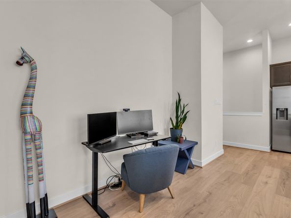 144 Knightsbridge Park Lane, Houston TX 77018