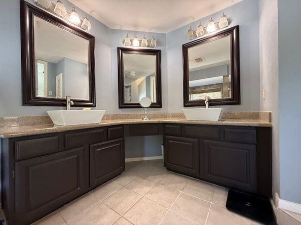 1207 Mabry Mill Road, Houston TX 77062