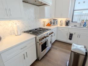 8810 Carousel Lane A, Houston TX 77080