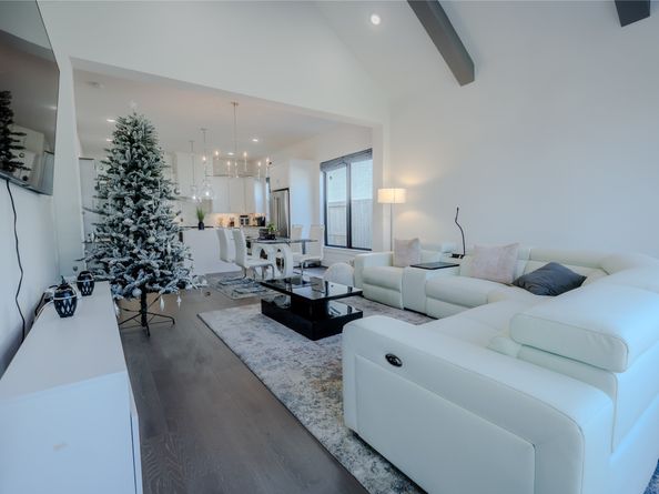 8810 Carousel Lane A, Houston TX 77080