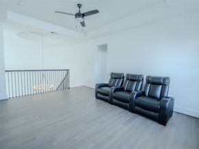 8810 Carousel Lane A, Houston TX 77080