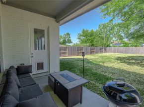 8810 Carousel Lane A, Houston TX 77080
