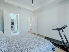 8810 Carousel Lane A, Houston TX 77080