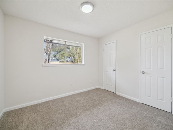 5515 Knightwood Street, Houston TX 77016