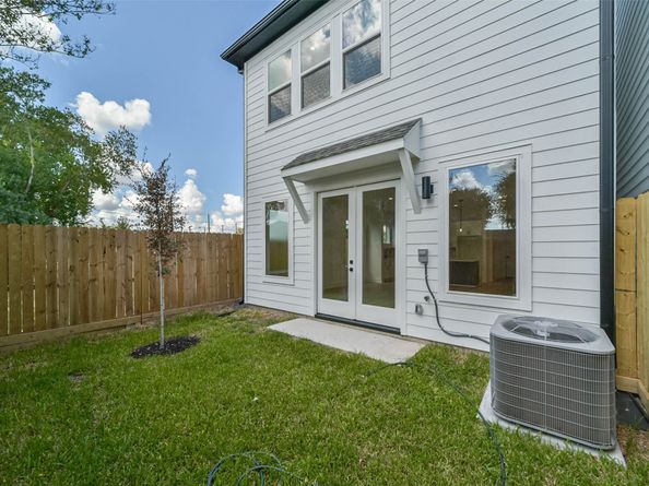 4430 Edmund Street, Houston TX 77020