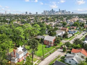 5416 Palmer Street, Houston TX 77004