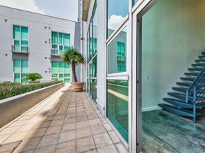 2000 Bagby Street 5423, Houston TX 77002