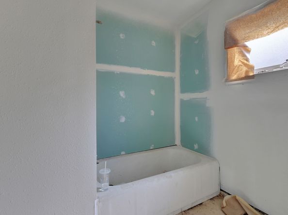 3842 Blodgett Street, Houston TX 77004