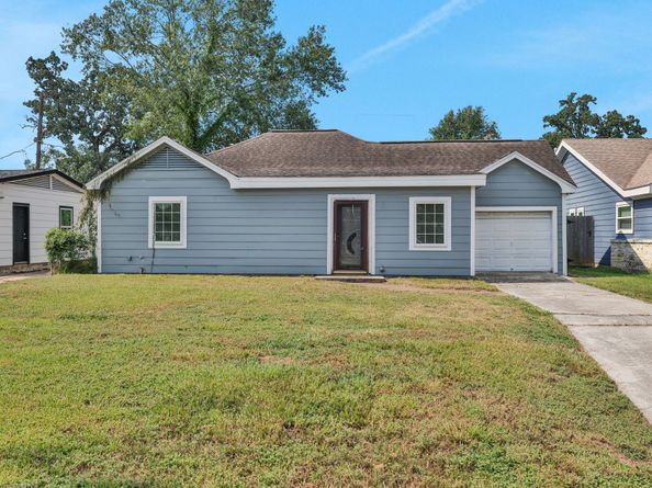 3842 Blodgett Street, Houston TX 77004