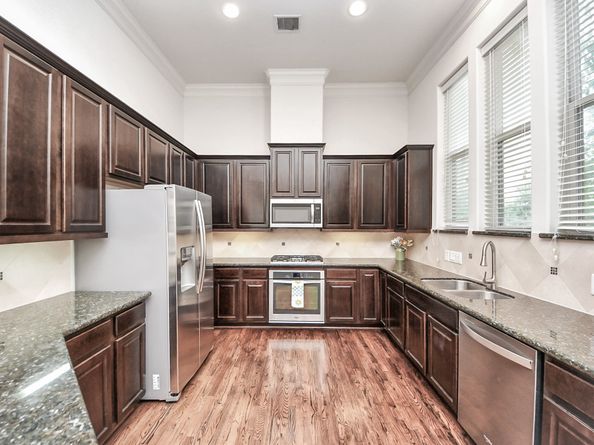 8926 Lakeshore Bend Drive, Houston TX 77080