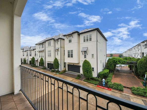 8926 Lakeshore Bend Drive, Houston TX 77080
