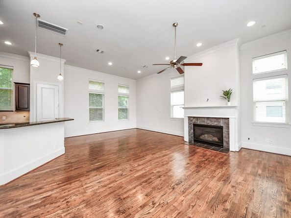 8926 Lakeshore Bend Drive, Houston TX 77080