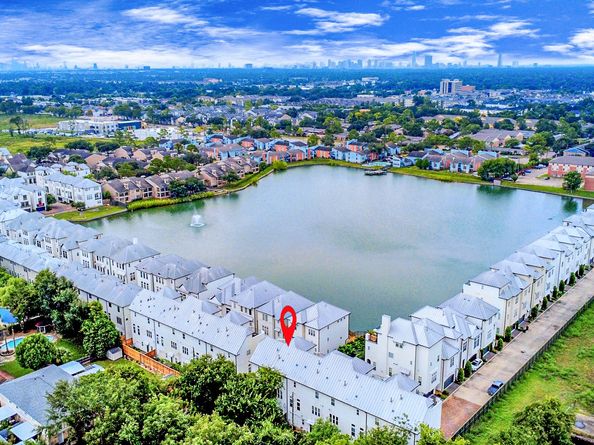 8926 Lakeshore Bend Drive, Houston TX 77080