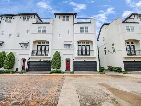 8926 Lakeshore Bend Drive, Houston TX 77080