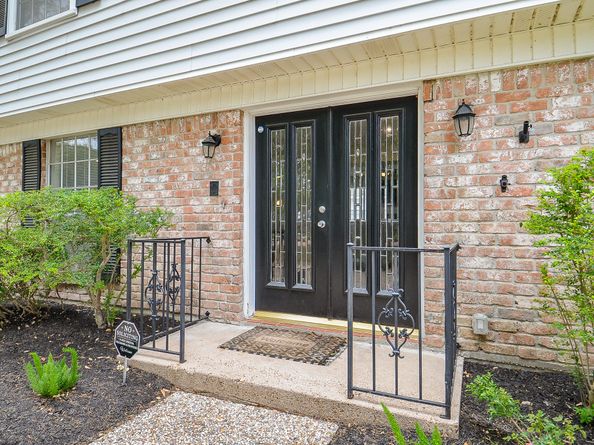 2019 Briarlee Drive, Houston TX 77077
