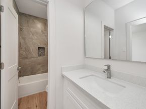 1053 Glenn Avenue, Houston TX 77088