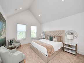 1053 Glenn Avenue, Houston TX 77088