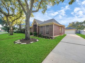 2322 Country Mile Lane, Richmond TX 77406
