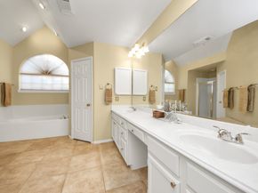 2322 Country Mile Lane, Richmond TX 77406