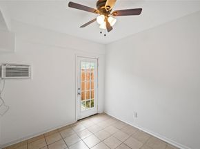 1998 Augusta Drive, Houston TX 77057