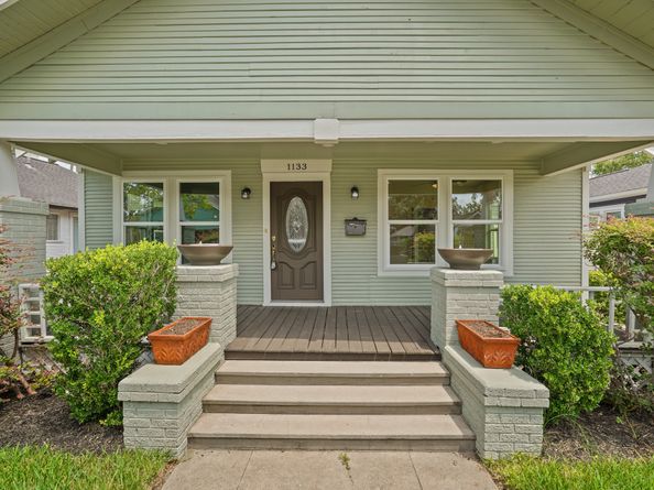 1133 E 14th Street, Houston TX 77009