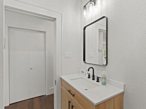 1133 E 14th Street, Houston TX 77009