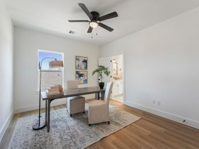 930 Mansfield Street, Houston TX 77091