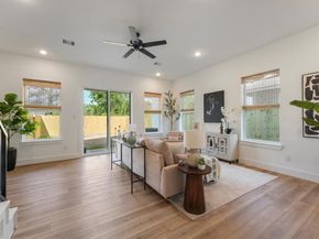 930 Mansfield Street, Houston TX 77091