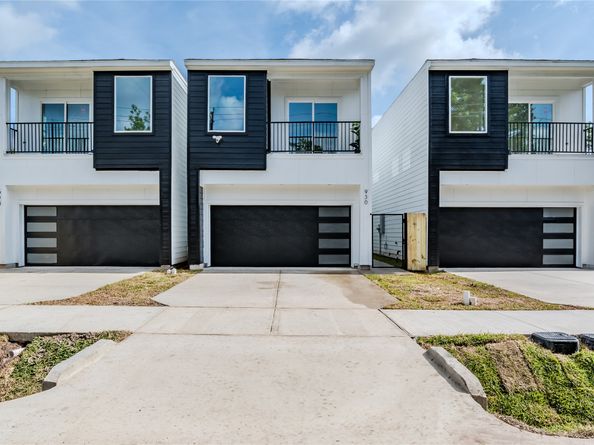 930 Mansfield Street, Houston TX 77091