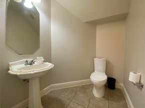12426 Shadowpoint Drive, Houston TX 77082