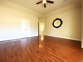 12426 Shadowpoint Drive, Houston TX 77082