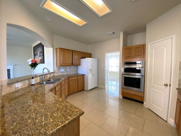 12426 Shadowpoint Drive, Houston TX 77082