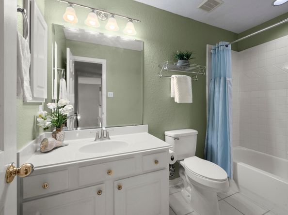 9607 Woodcliff Lake Drive, Spring TX 77379