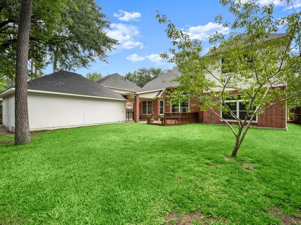 9607 Woodcliff Lake Drive, Spring TX 77379