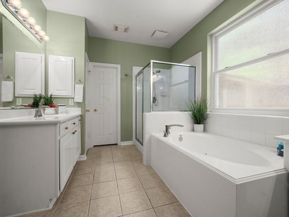 9607 Woodcliff Lake Drive, Spring TX 77379