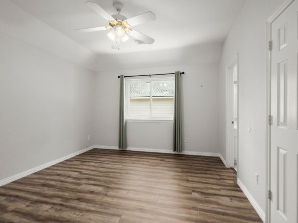 9607 Woodcliff Lake Drive, Spring TX 77379