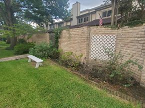 726 Country Place Drive C, Houston TX 77079