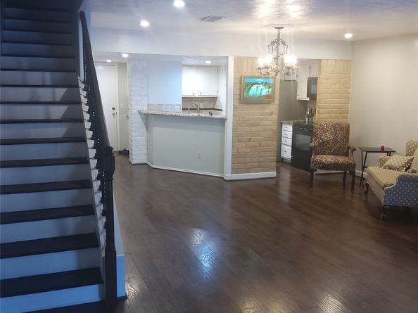 726 Country Place Drive C, Houston TX 77079