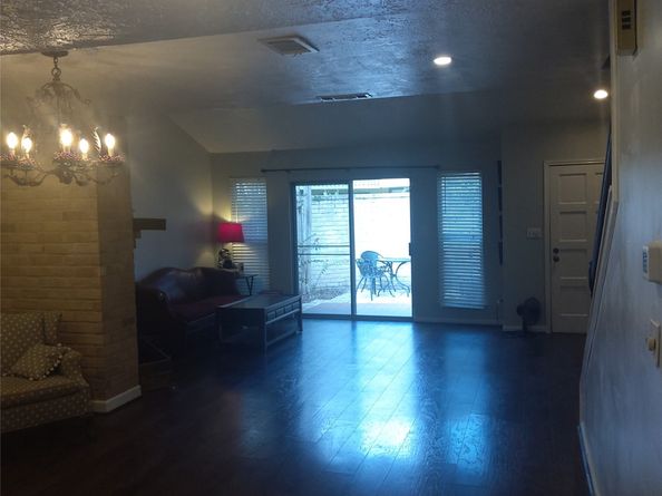 726 Country Place Drive C, Houston TX 77079