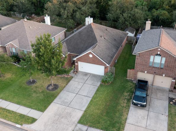 14523 Chestnut Falls Drive, Cypress TX 77433